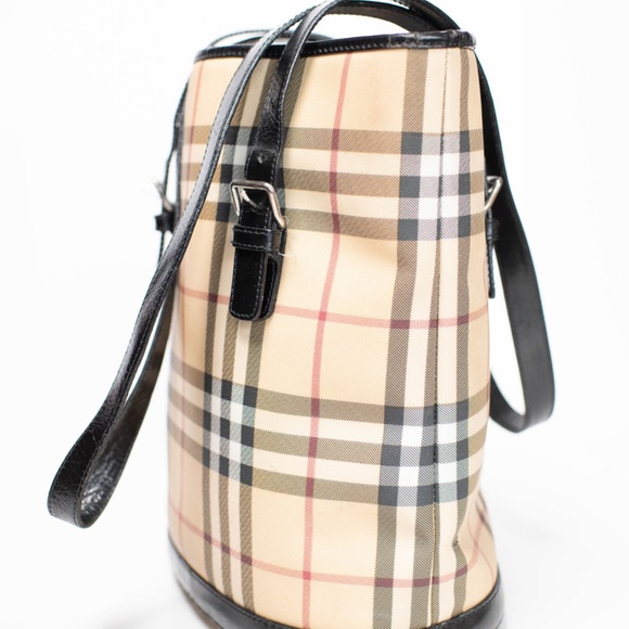 Burberry Nova Check Bucket Bag - Picture 3 of 8